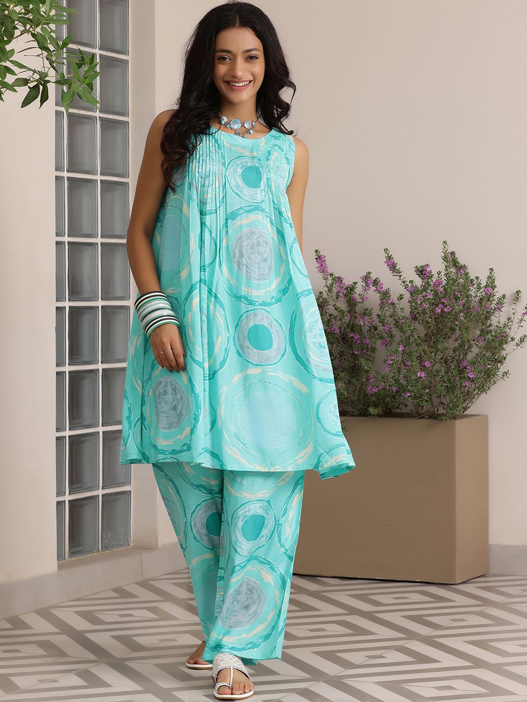 

Libas Geometric Printed Sleeveless Tunic With Trousers, Blue