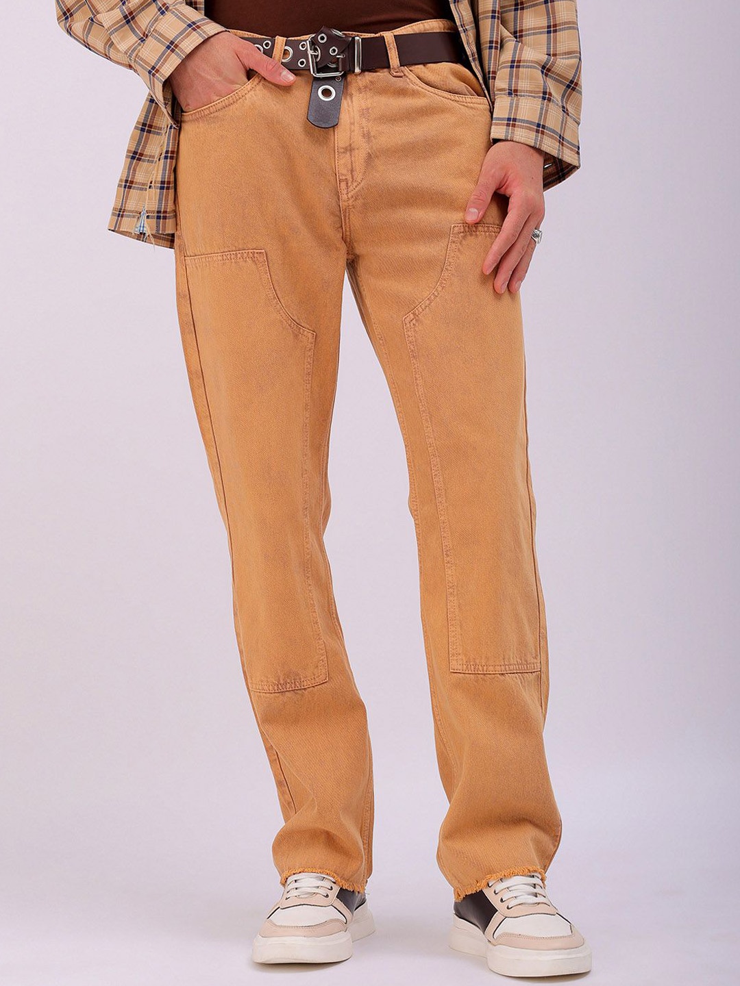 

The Indian Garage Co Men Relaxed Fit Low Distress Jeans, Brown