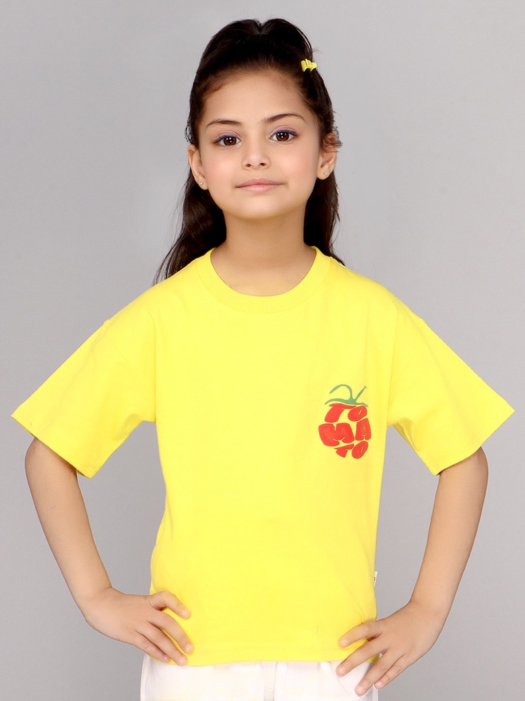 

DDOUDDOU Girls Solid Round Neck Cotton T-Shirt, Yellow