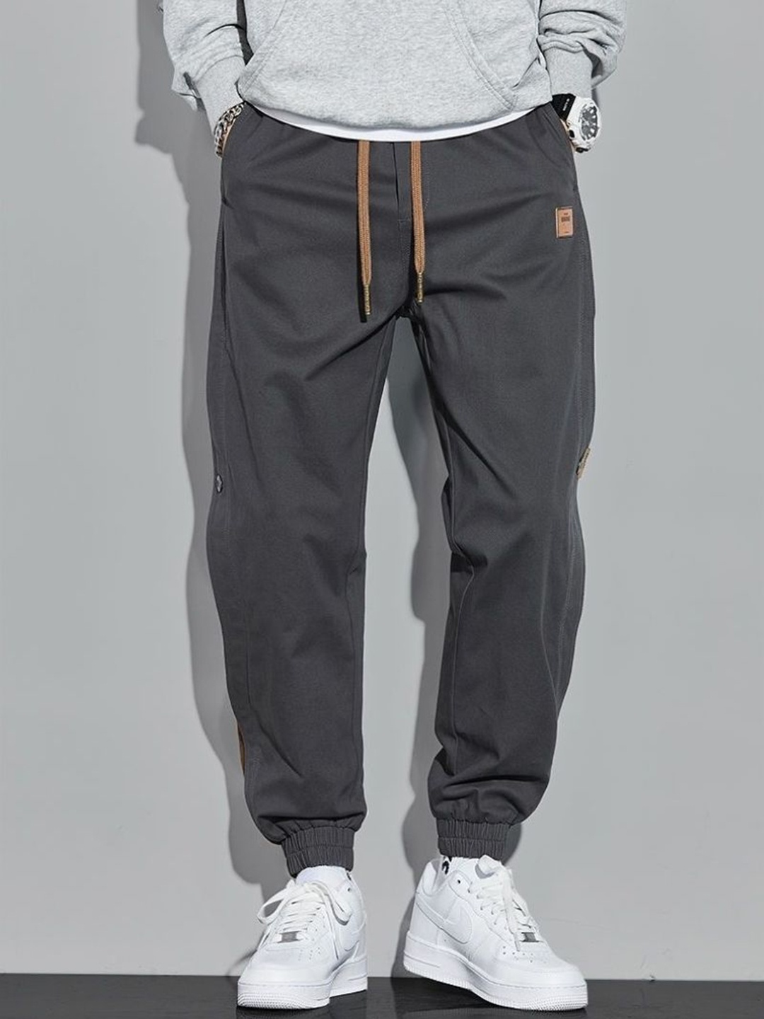 

StyleCast Men Slim-Fit Mid Rise Joggers, Charcoal