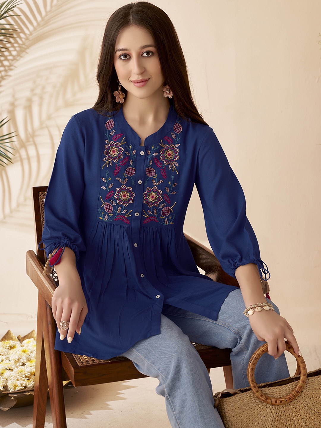 

Anouk Floral Embroidered Mandarin Collar A-Line Kurti, Navy blue