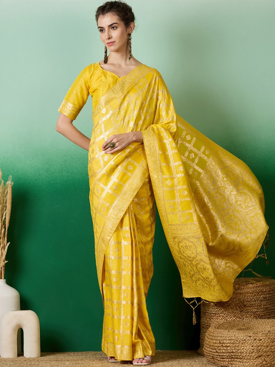 

SHADOW & SAINING Woven Design Silk Blend Banarasi Saree, Yellow