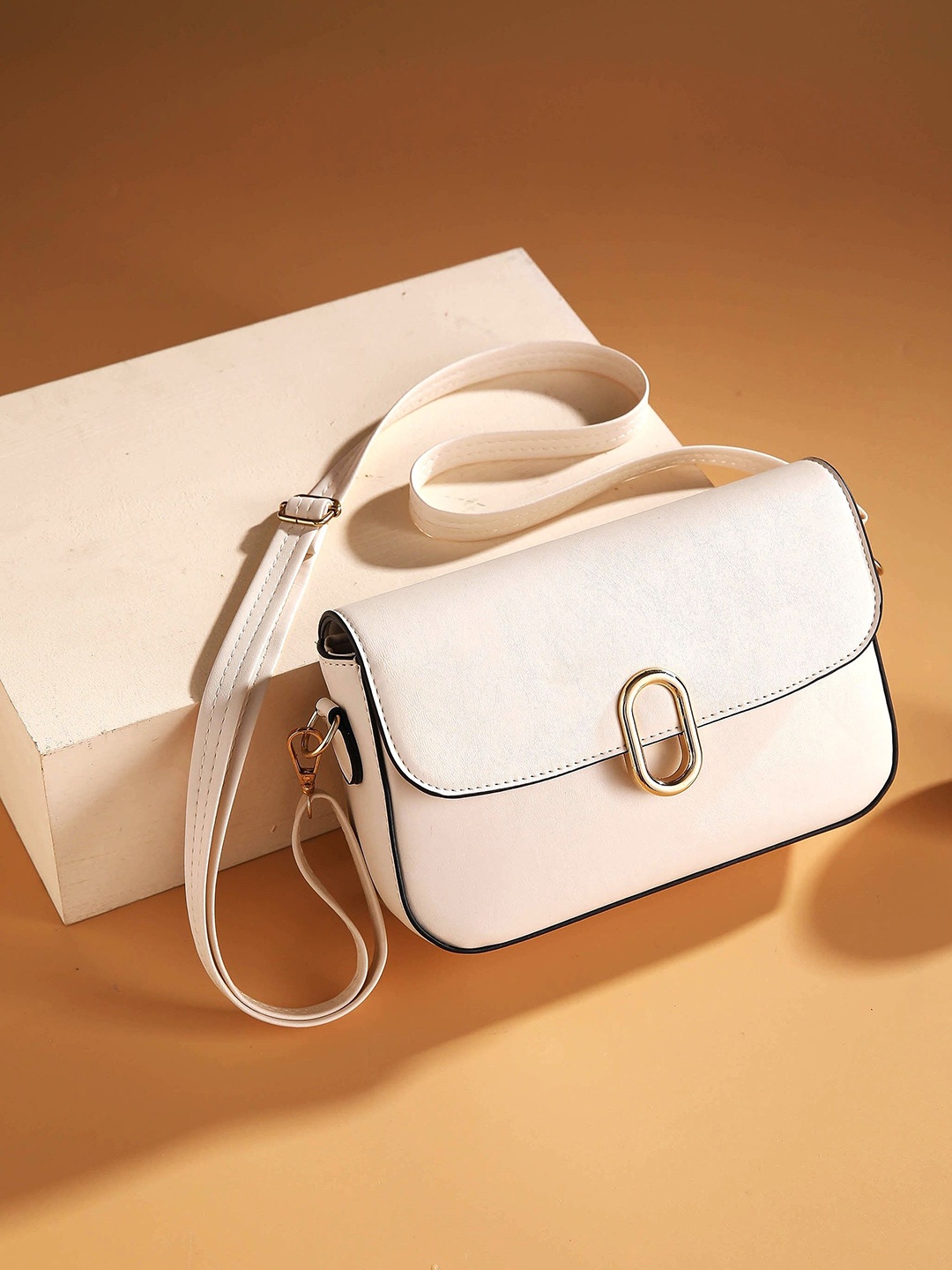 

Diva Dale Colourblocked PU Structured Handheld Bag, White