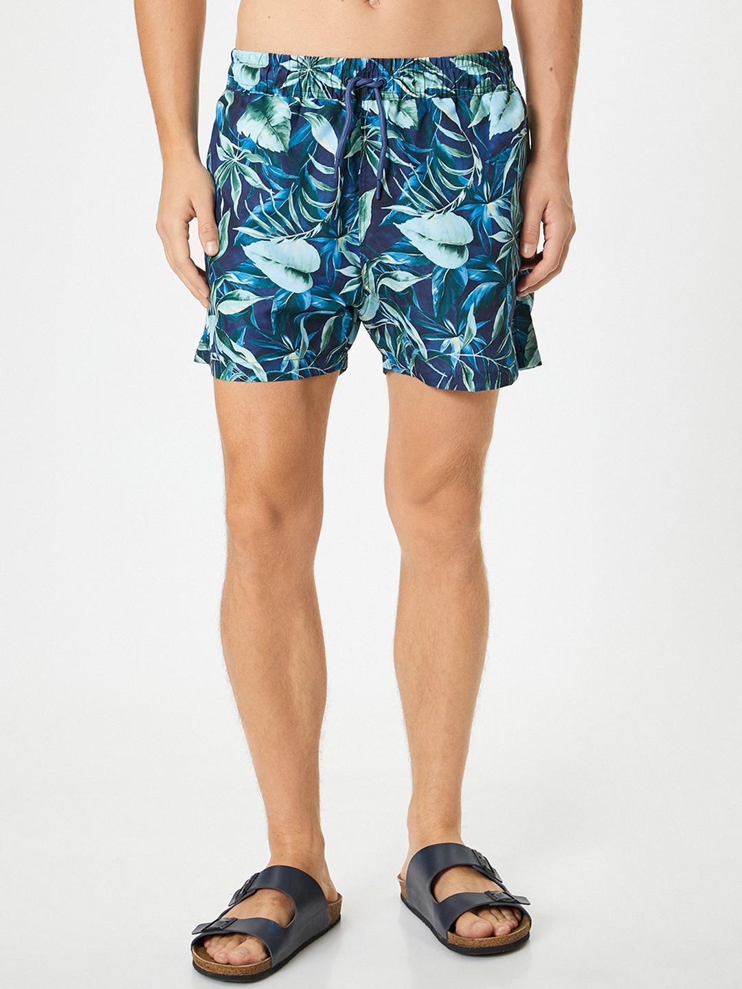 

Koton Printed Mid Rise Shorts, Blue