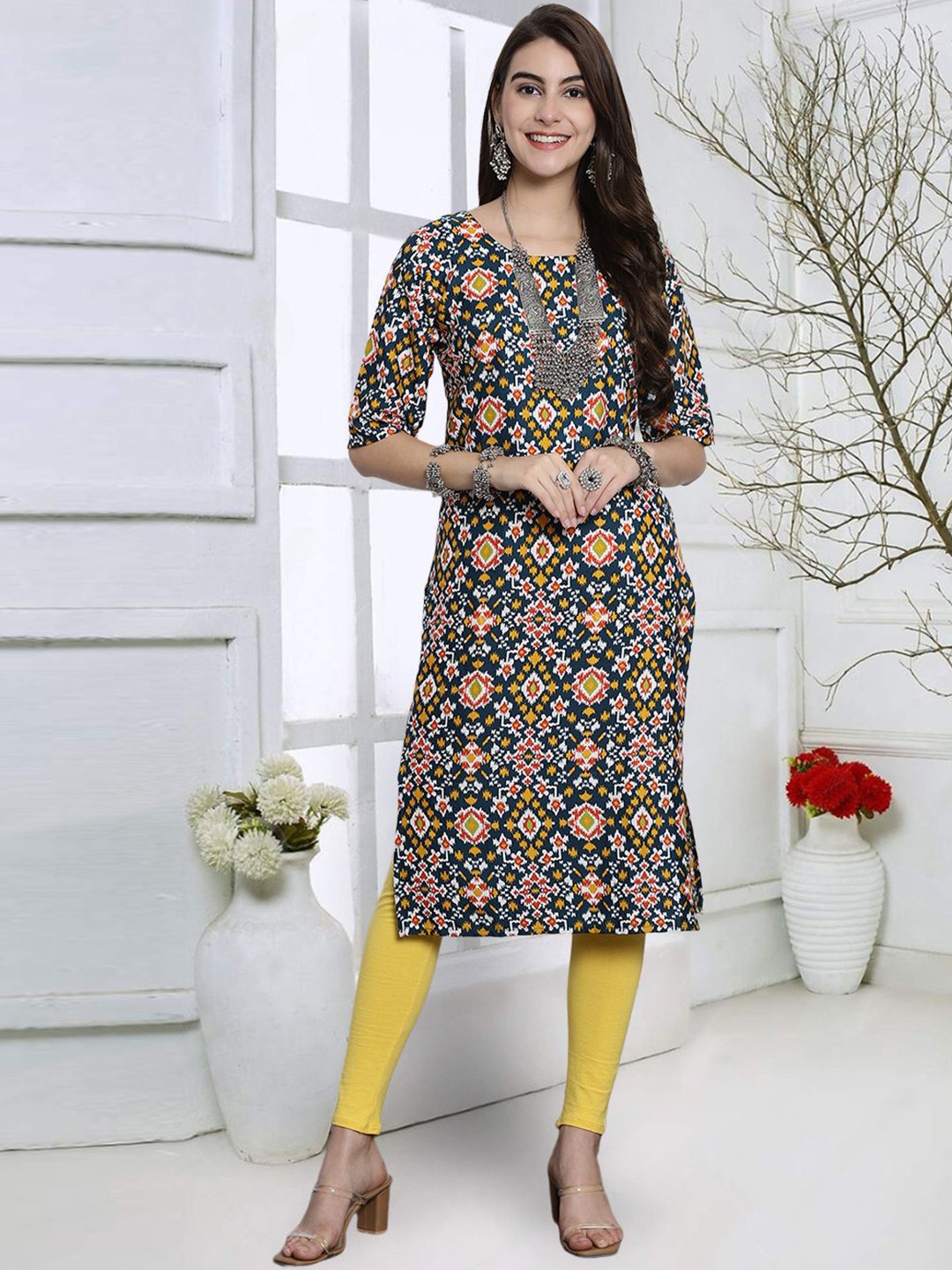 

7Threads Floral Printed Round Neck Straight Kurta, Blue