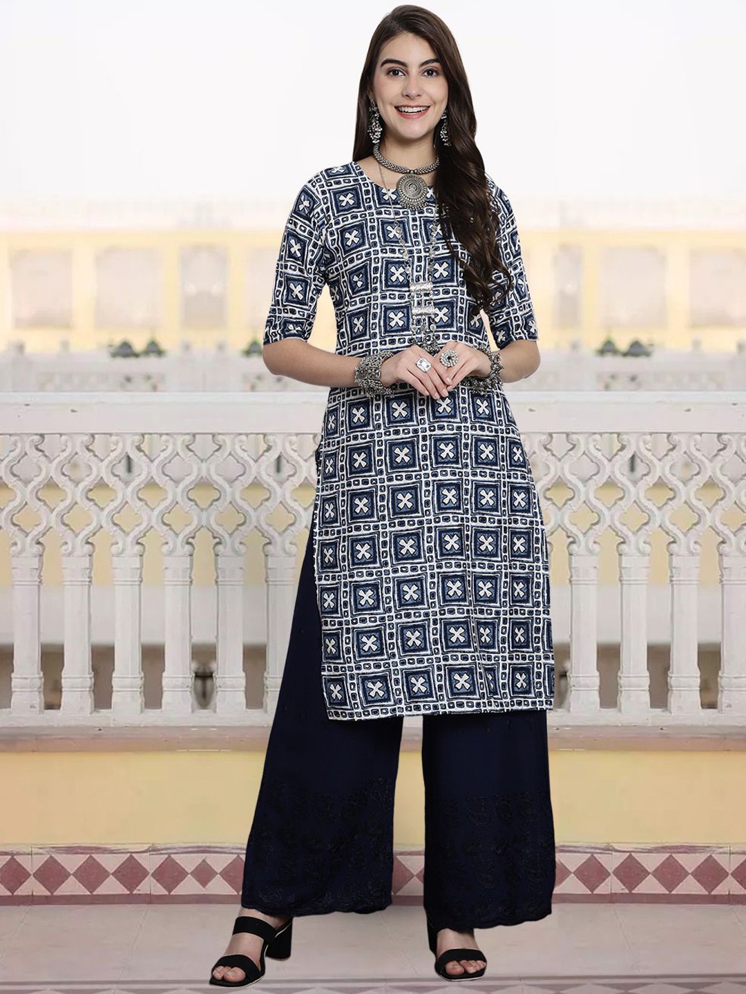 

7Threads Ethnic Motifs Printed Round Neck Straight Kurta, Blue