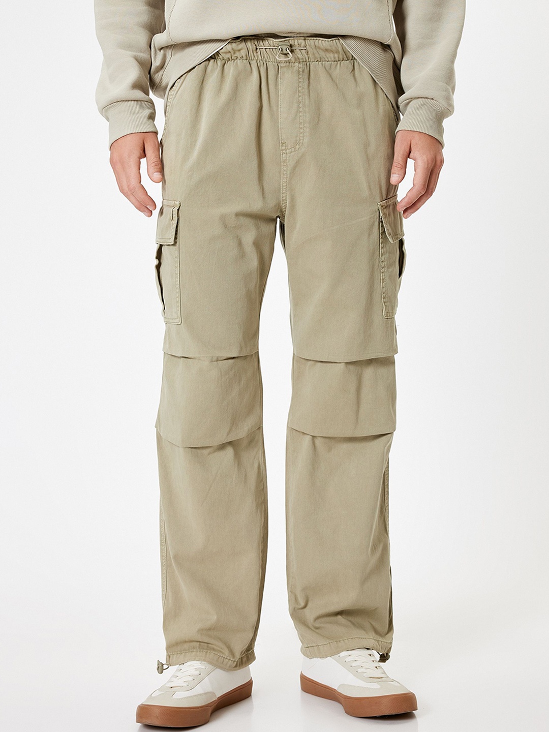 

Koton Men Mid-Rise Cotton Cargos Trousers, Khaki