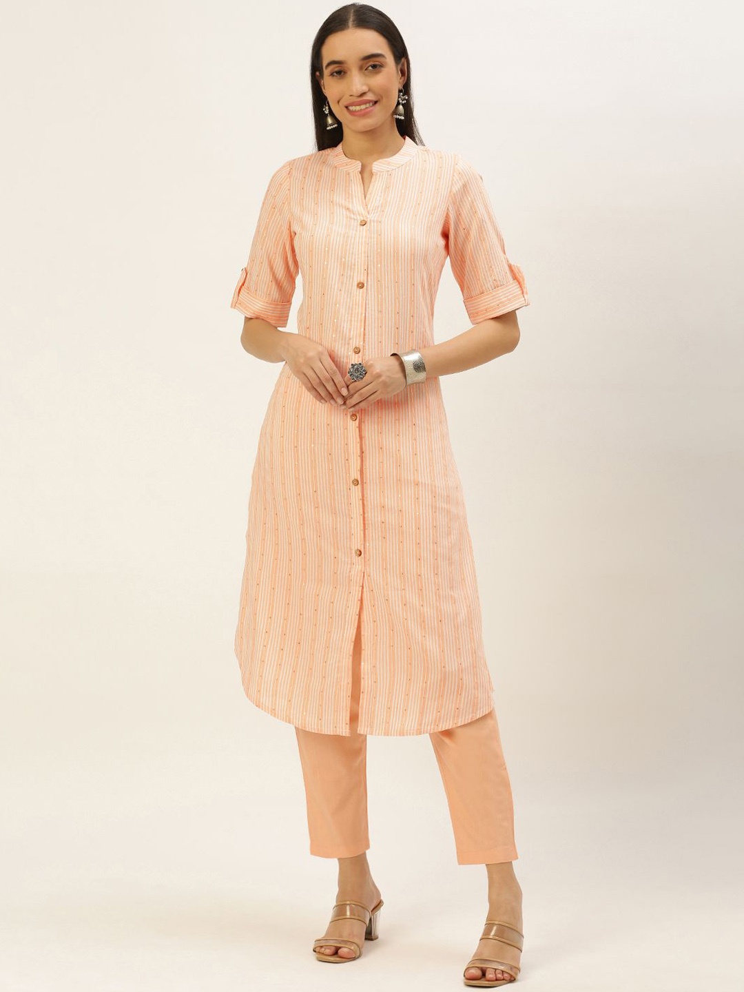 

HRITIKA Striped Mandarin Collar Roll Up Sleeves Sequins Straight Kurta, Peach