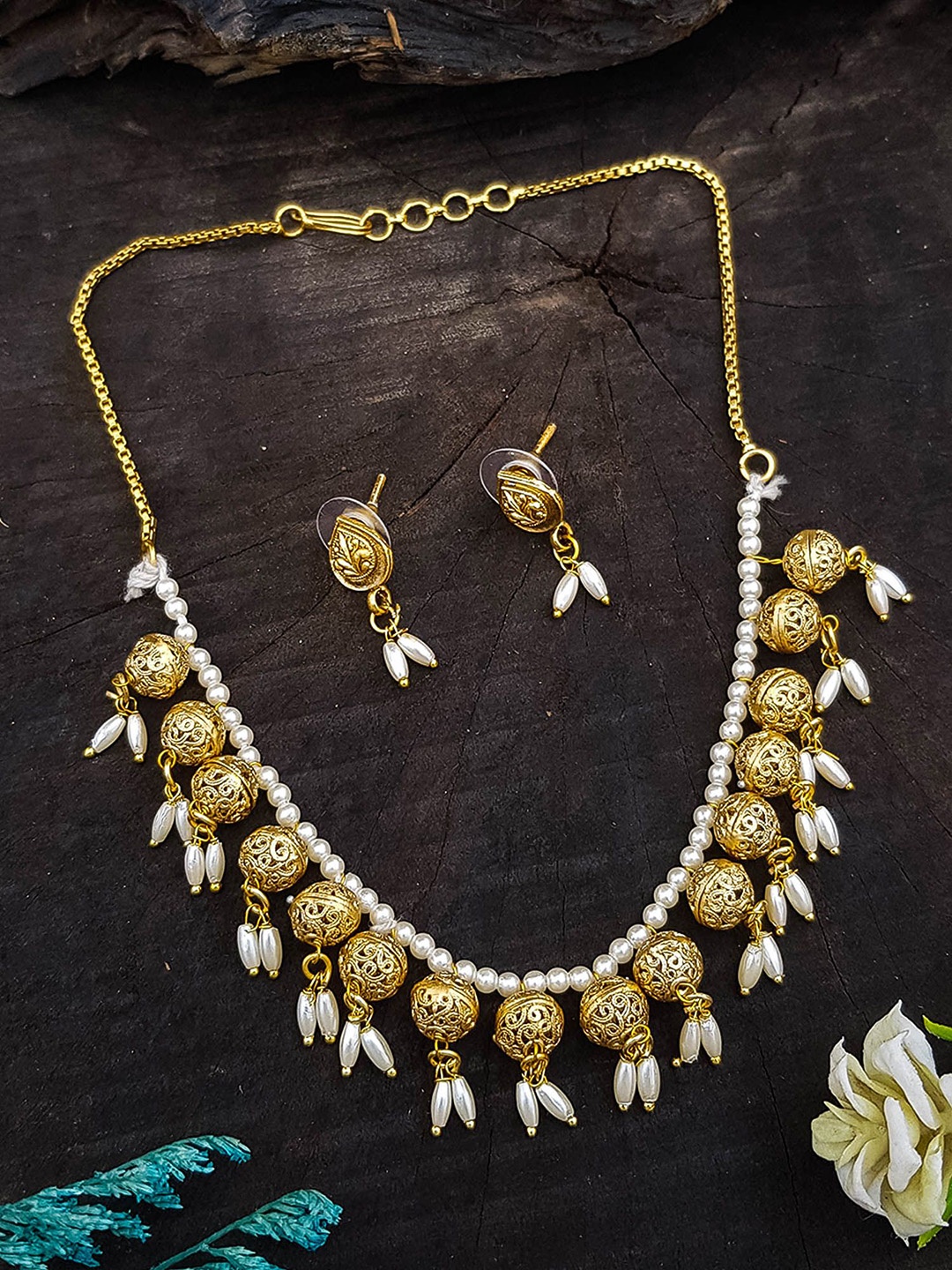 

GRIIHAM Gold-Plated Pearl Beaded Jewellery Set