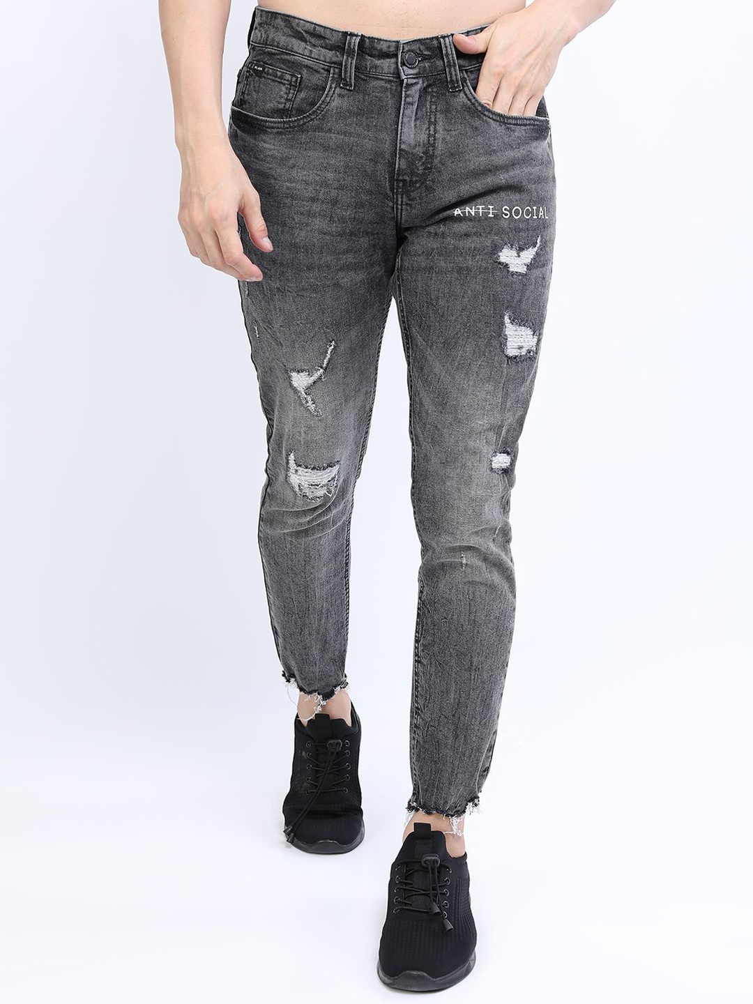 

HIGHLANDER Men Slim Fit Mildly Distressed Heavy Fade Stretchable Jeans, Grey