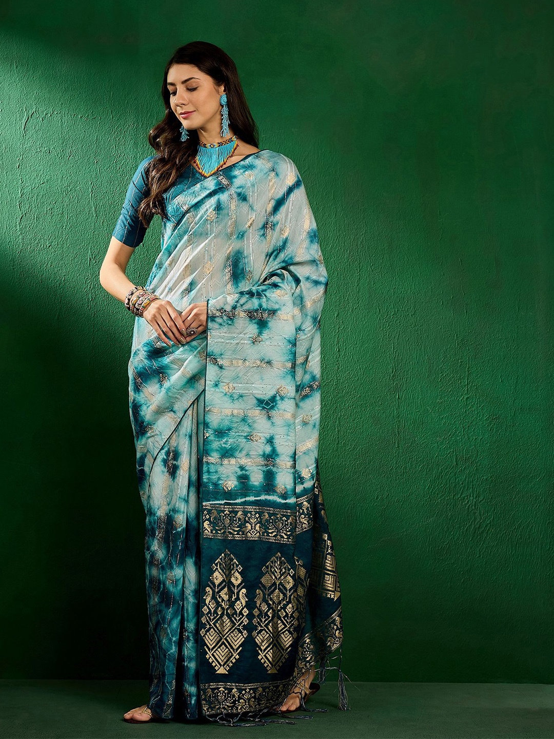 

SHADOW & SAINING Woven Design Zari Banarasi Saree, Teal