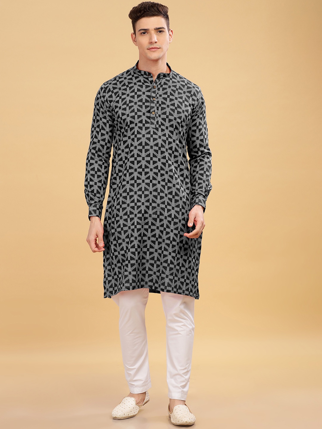 

Anouk Black Geometric Woven Design Mandarin Collar Straight Kurta