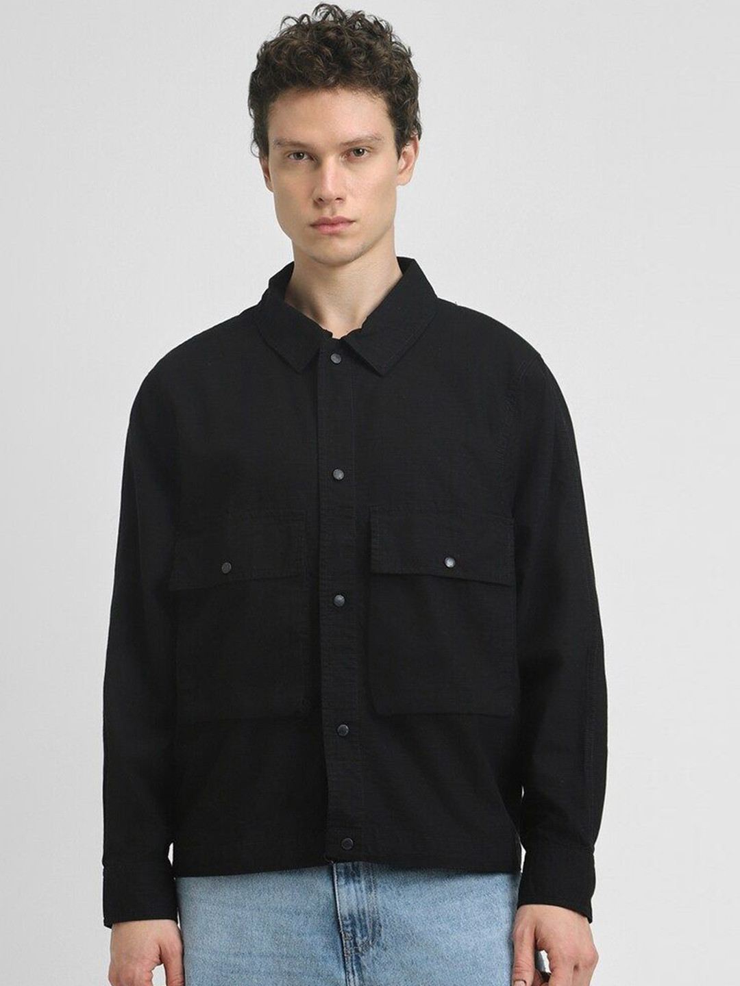

FOREVER 21 Men Checked Crop Denim Jacket, Black