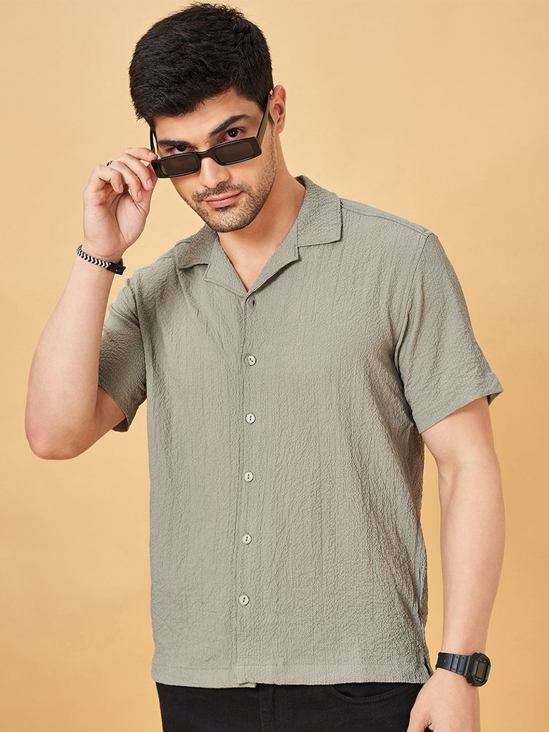 

People Men Cuban Collar Solid Slim Fit Casual Shirt, Grey