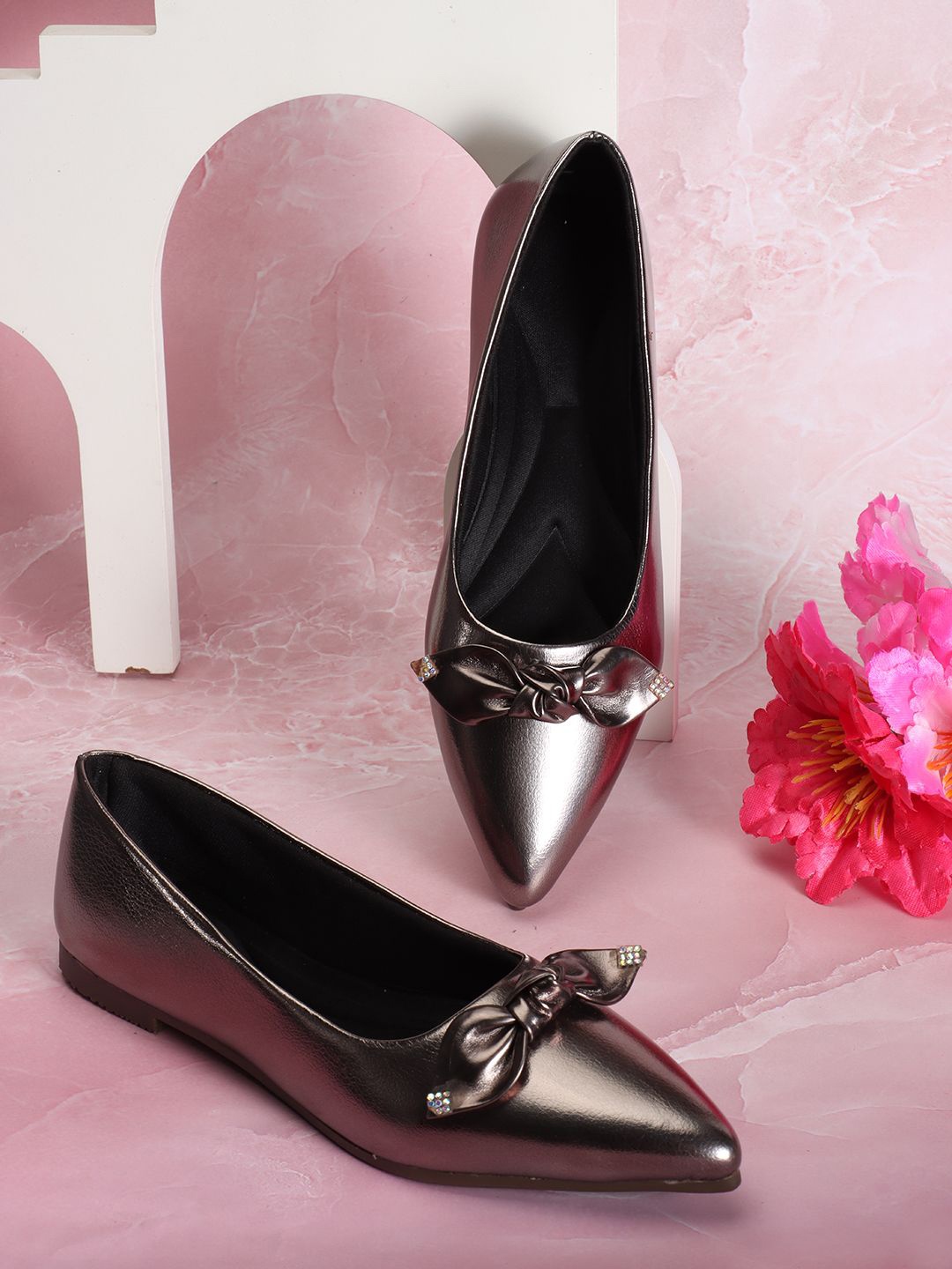 

DressBerry Women Ballerinas with Bows Flats, Grey