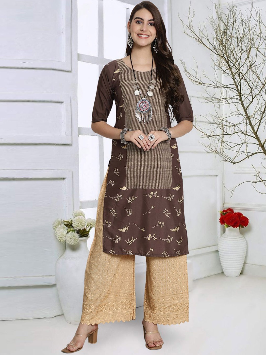 

7Threads Floral Printed Round Neck Straight Kurta, Brown