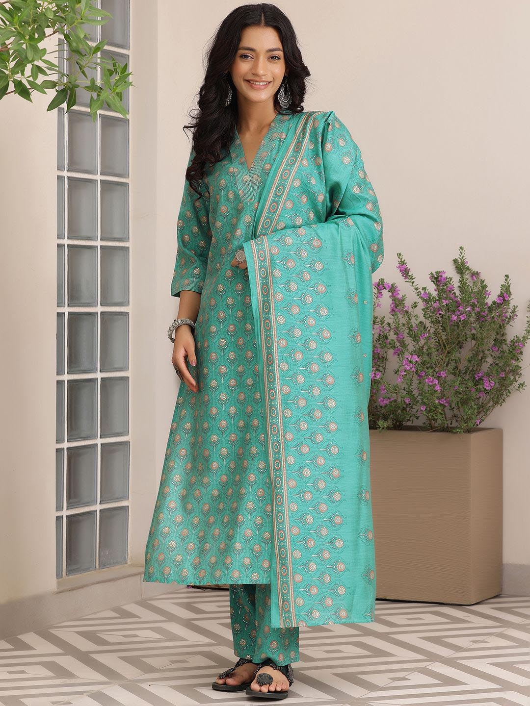 

Libas Floral Printed V-Neck Straight Kurta With Trousers & Dupatta, Blue