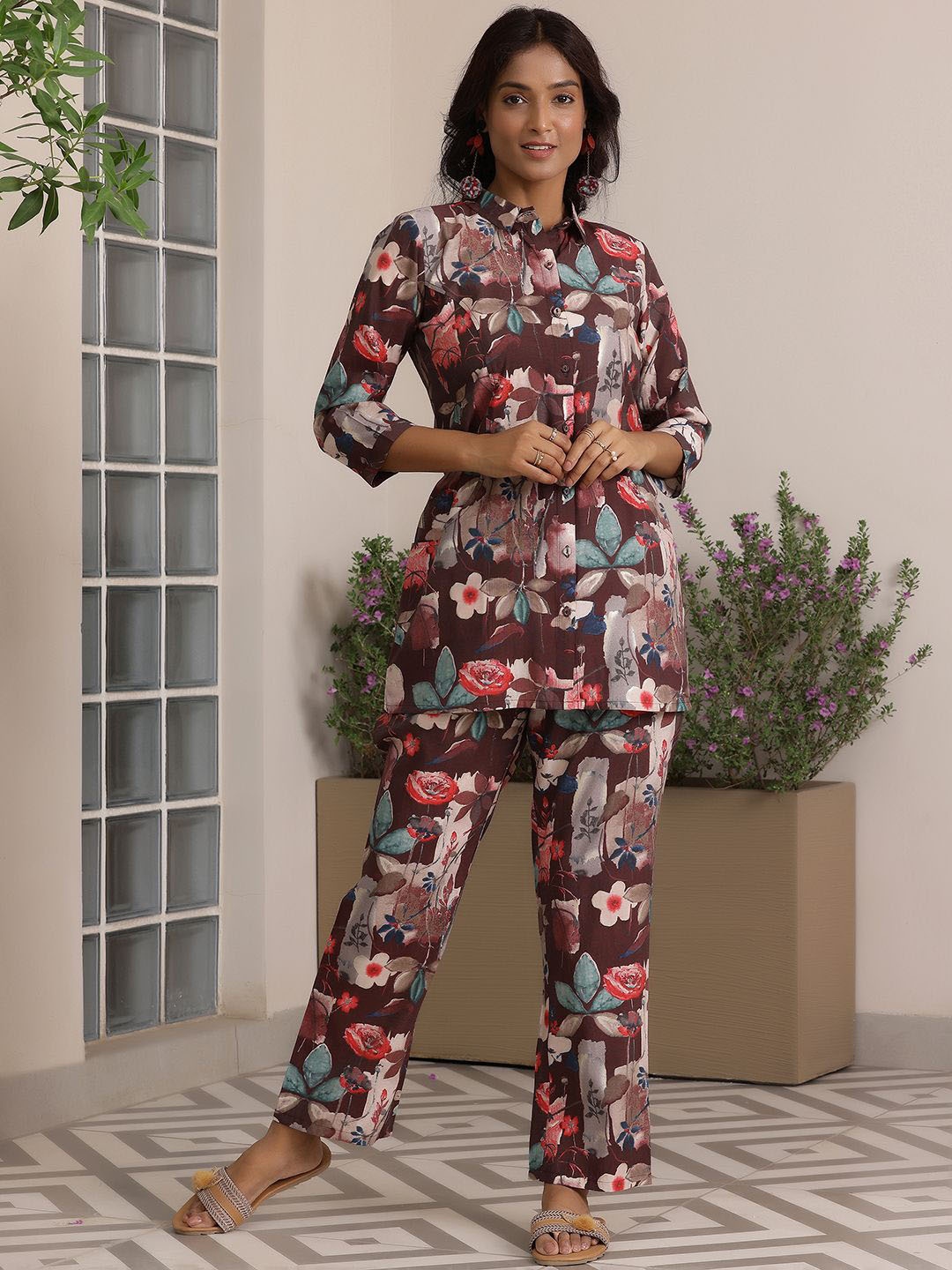 

Libas Floral Printed Shirt With Trousers, Brown