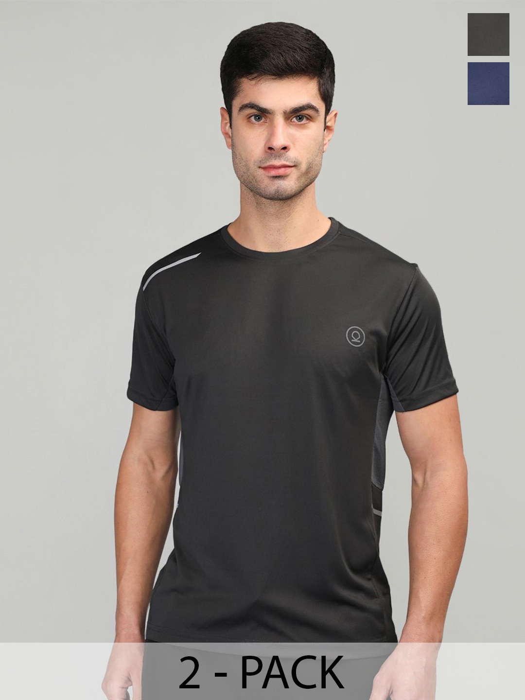 

CHKOKKO Men Solid Round Neck T-Shirt, Black
