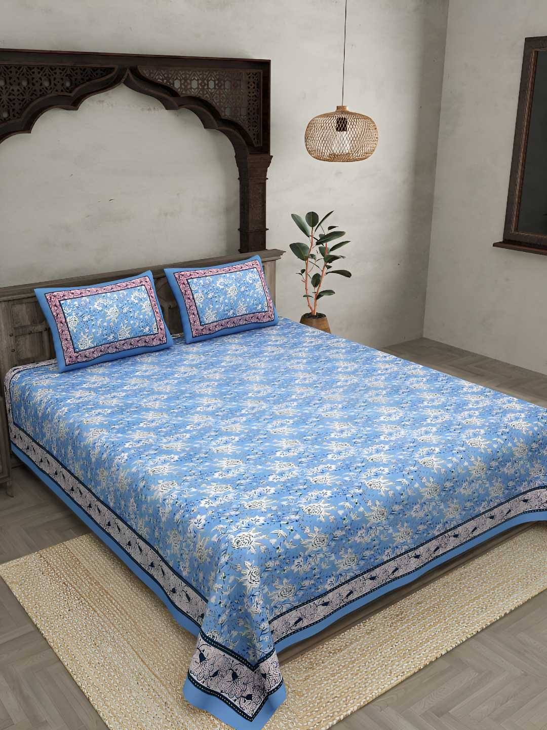 

BED-SHEET.COM Blue & White Floral 250 TC Pure Cotton King Bedsheet With 2 Pillow Covers