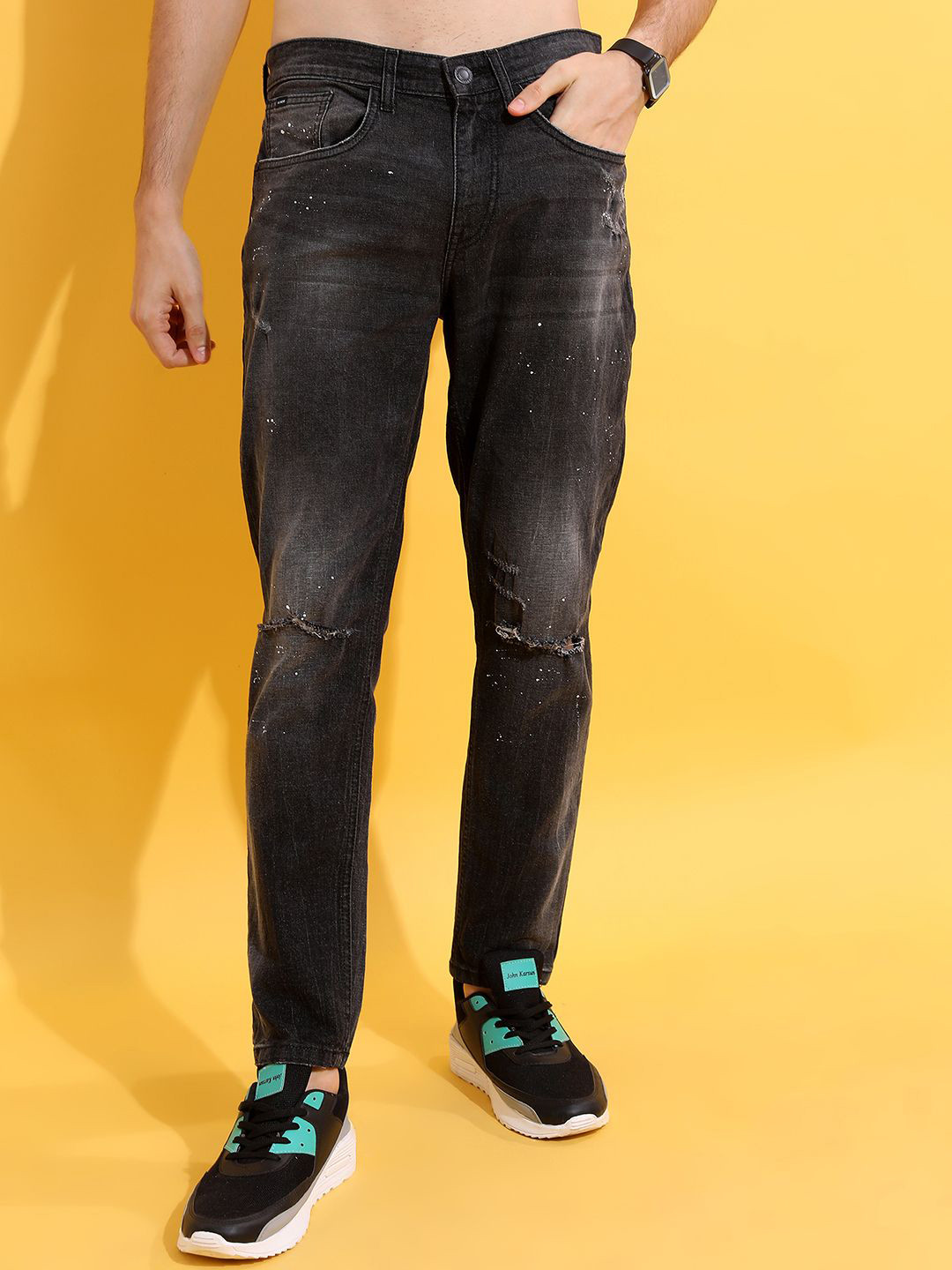 

HIGHLANDER Men Tapered Fit Slash Knee Heavy Fade Stretchable Jeans, Grey