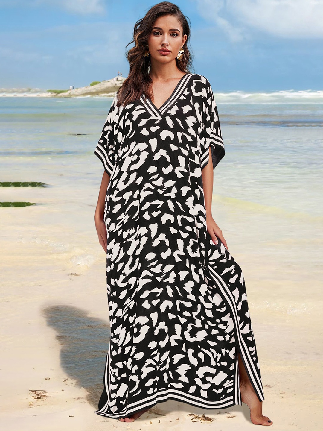 

LULU & SKY Printed Kimono Sleeves Kaftan Maxi Dress, Black