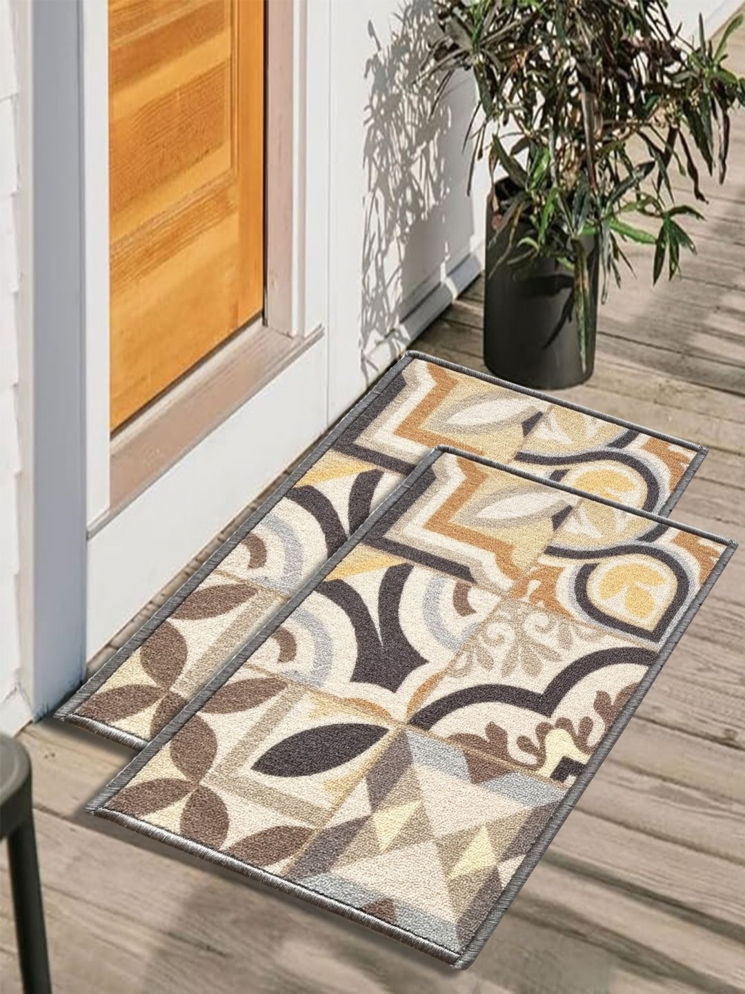 

Matz and More Brown & Beige 2 Pieces Ethnic Motifs Printed Rectangle Anti-Skid Doormats