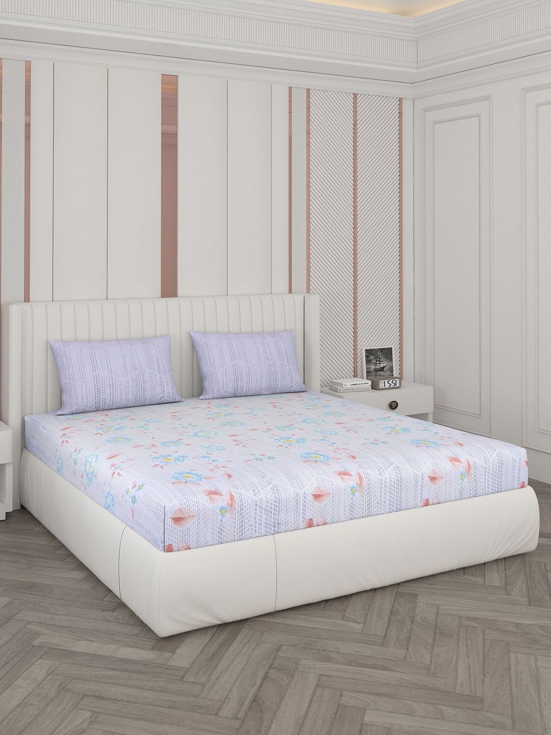 

Monte Carlo White & Blue Floral 104 TC Cotton Queen Bedsheet with 2 Pillow Covers