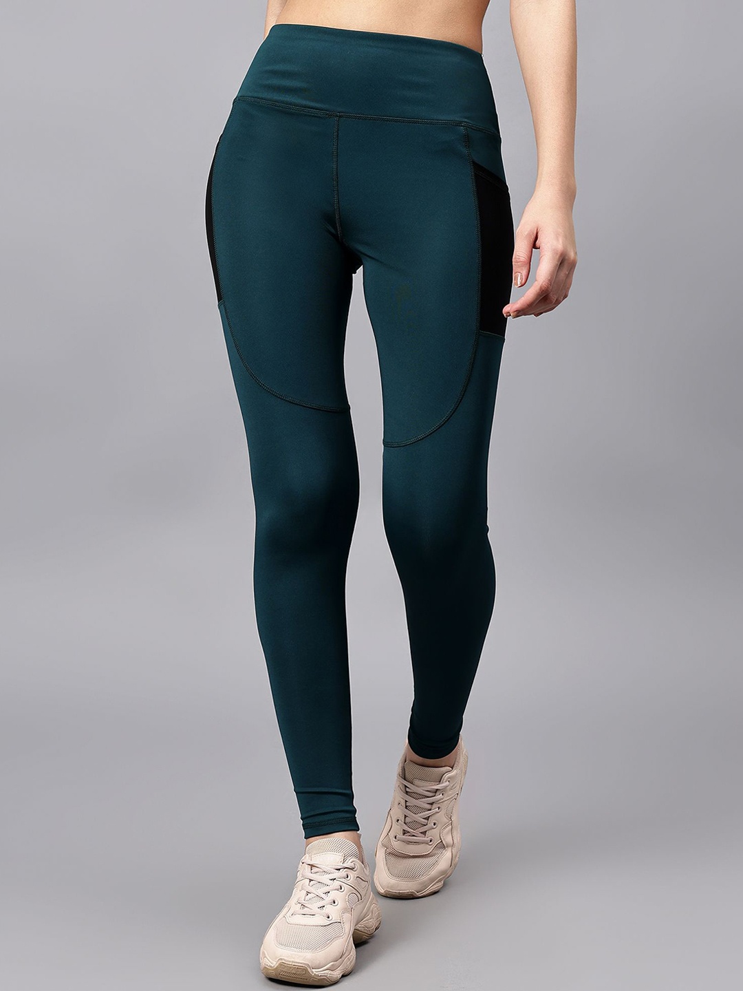 

COSVOS Slim-Fit Ankle-Length Gym Tights, Green