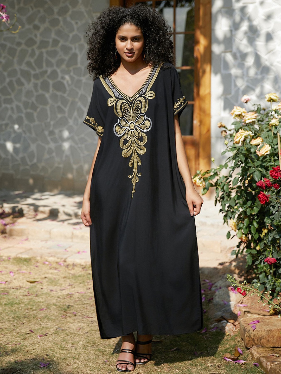

LULU & SKY Women V-Neck Extended Sleeves Kaftan Dress, Black