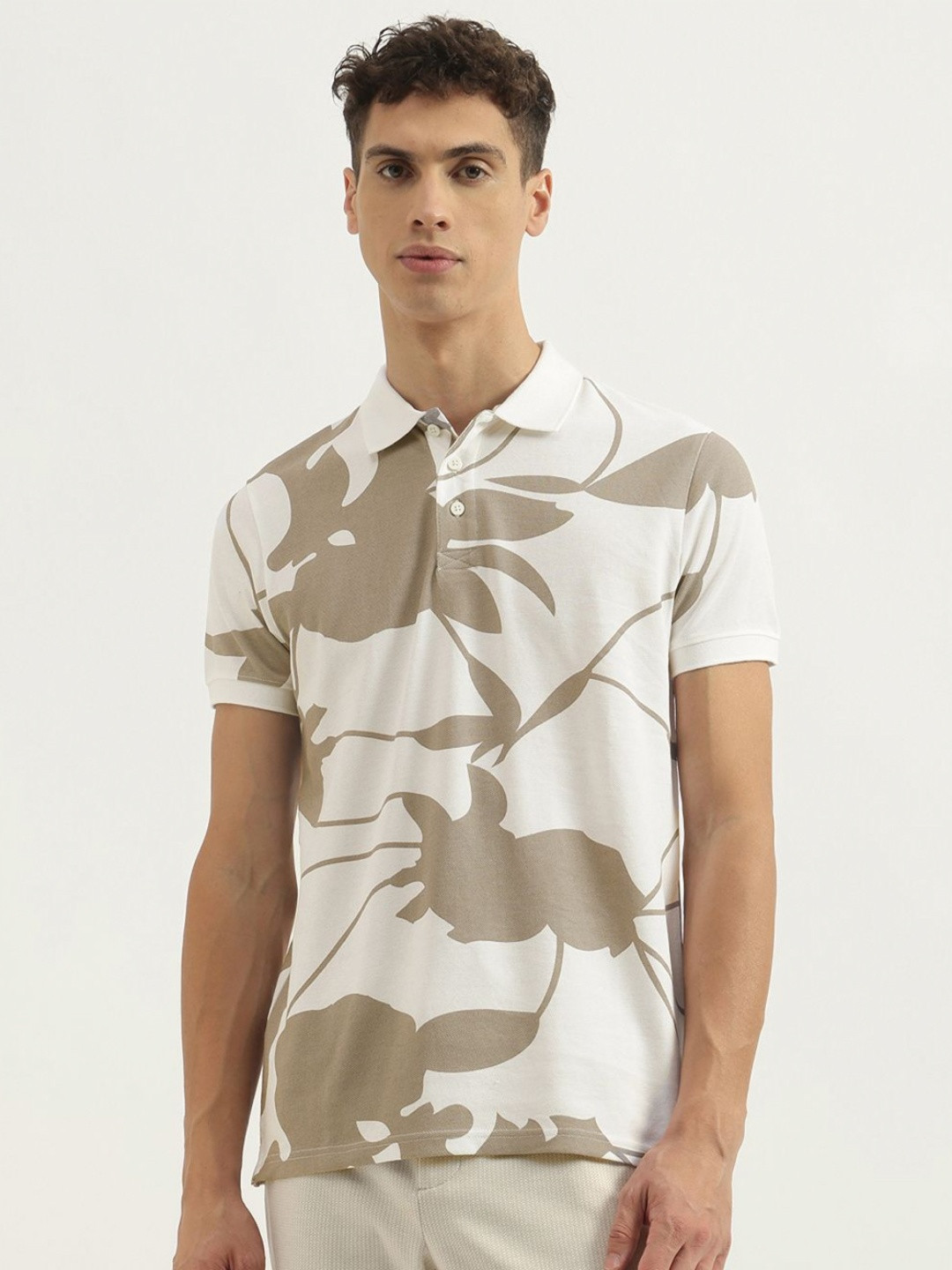 

United Colors of Benetton Men Floral Printed Polo Collar Pure Cotton T-Shirt, White