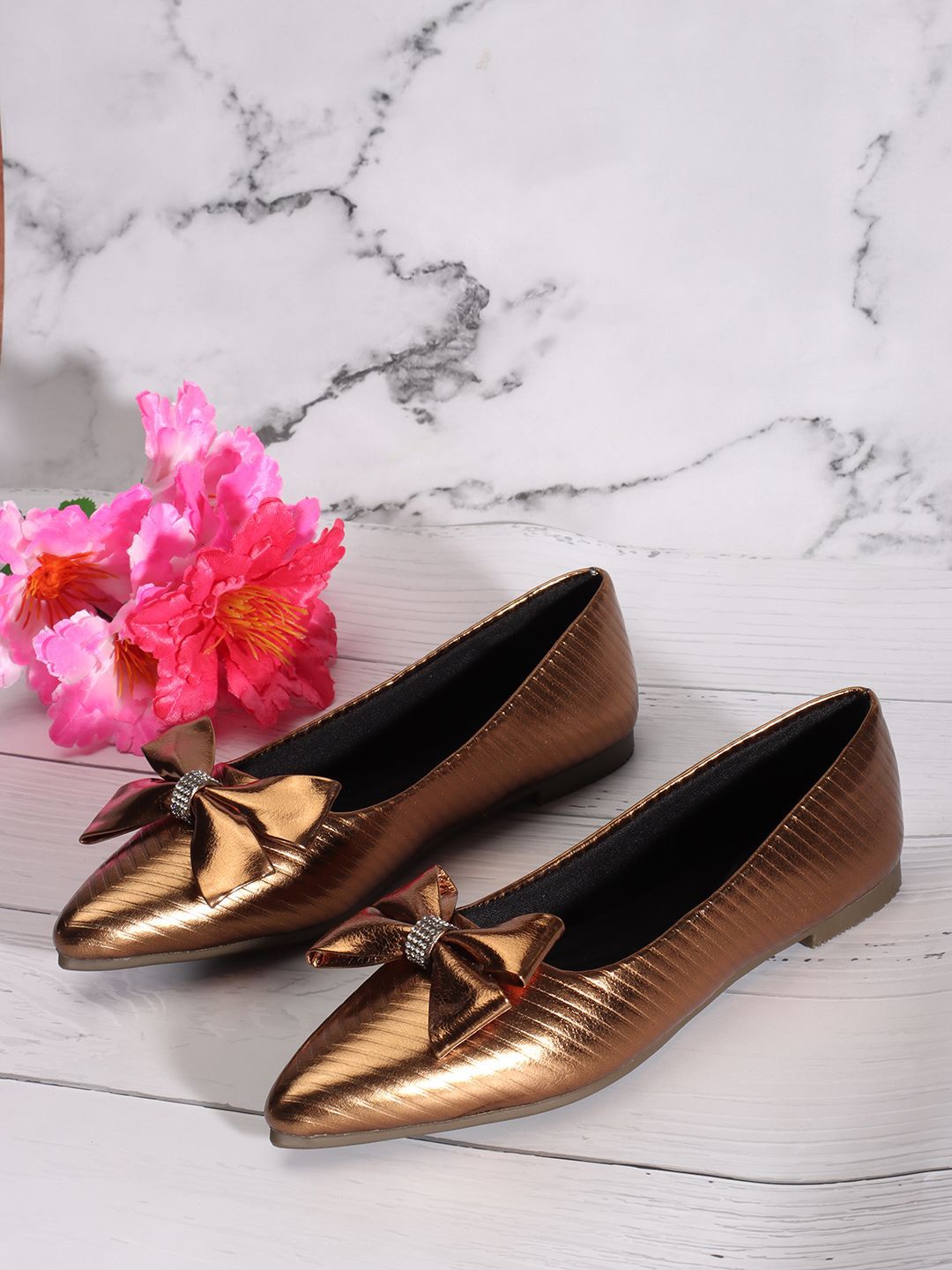 

DressBerry Women Ballerinas with Bows, Copper