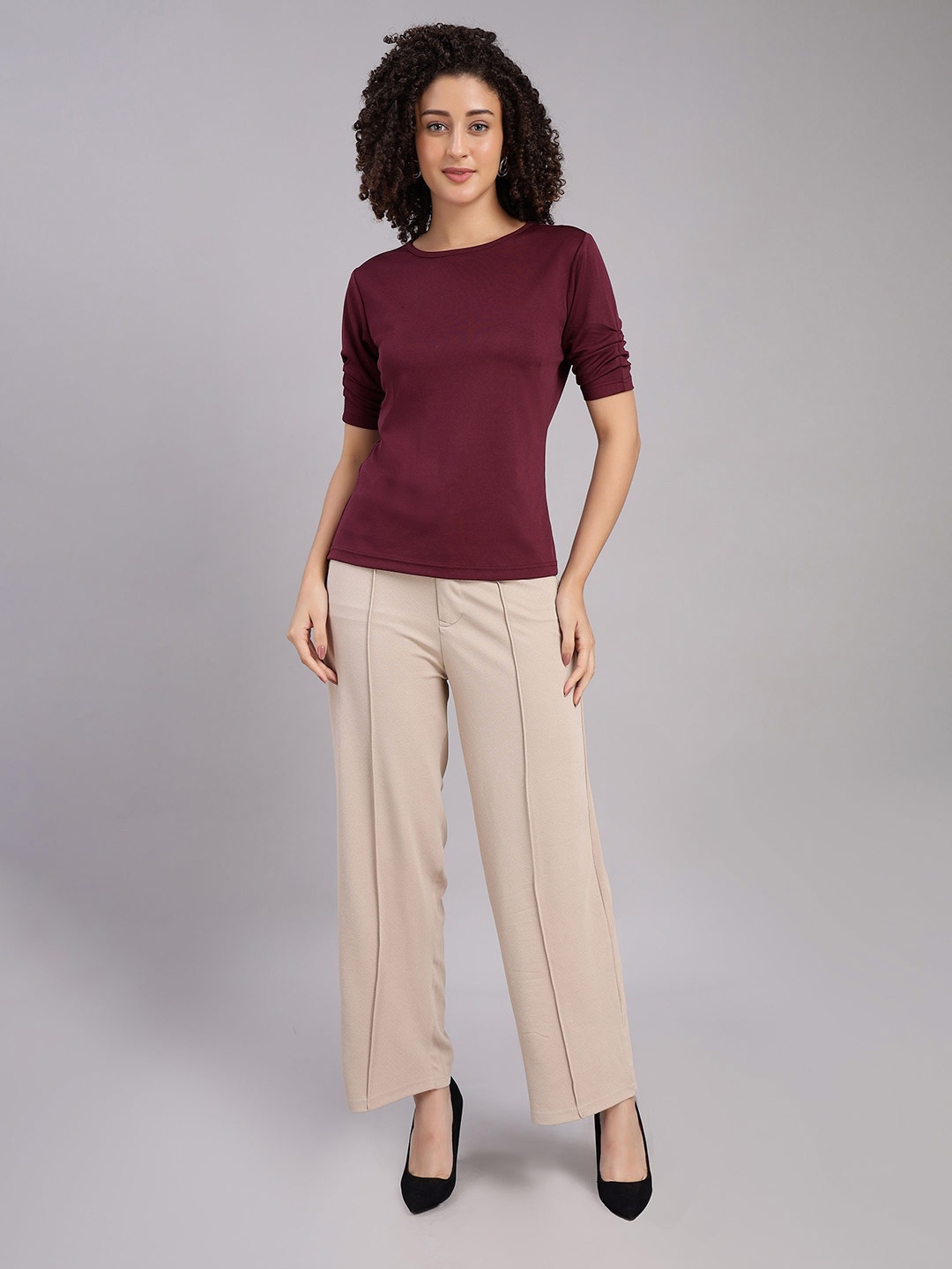 

VISO Women Solid Round Neck Top, Maroon