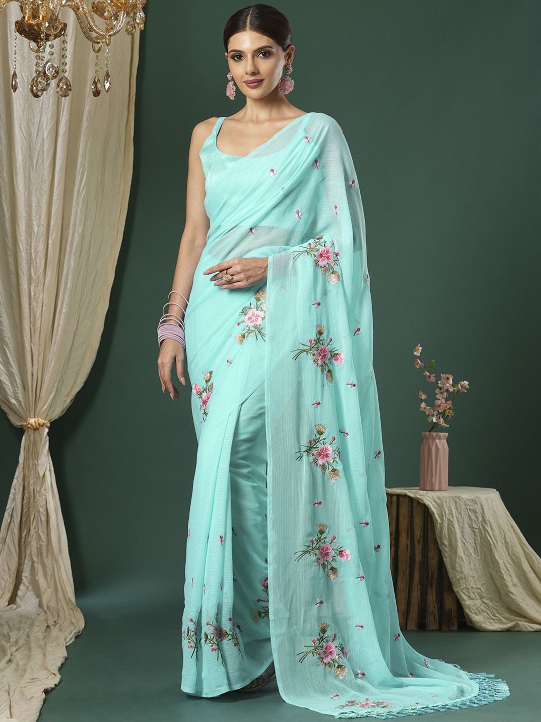 

Saree mall Embroidered Floral Saree, Blue