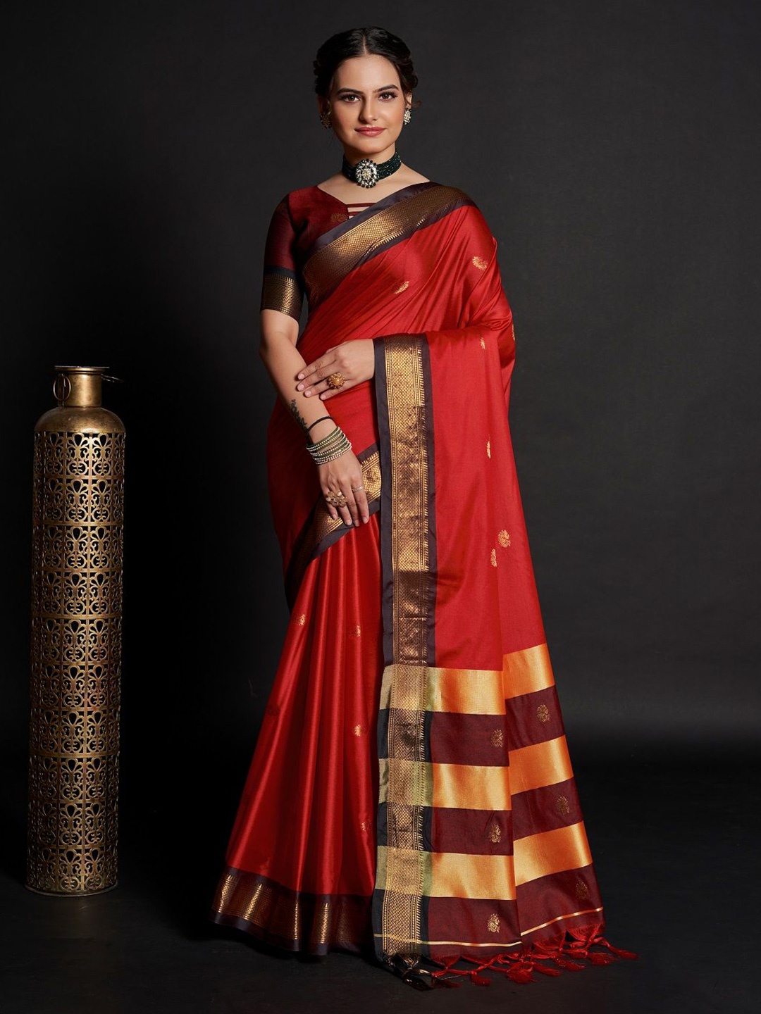 

SHOBHA SAREES Woven Design Zari Pure Silk Kanjeevaram Saree, Red