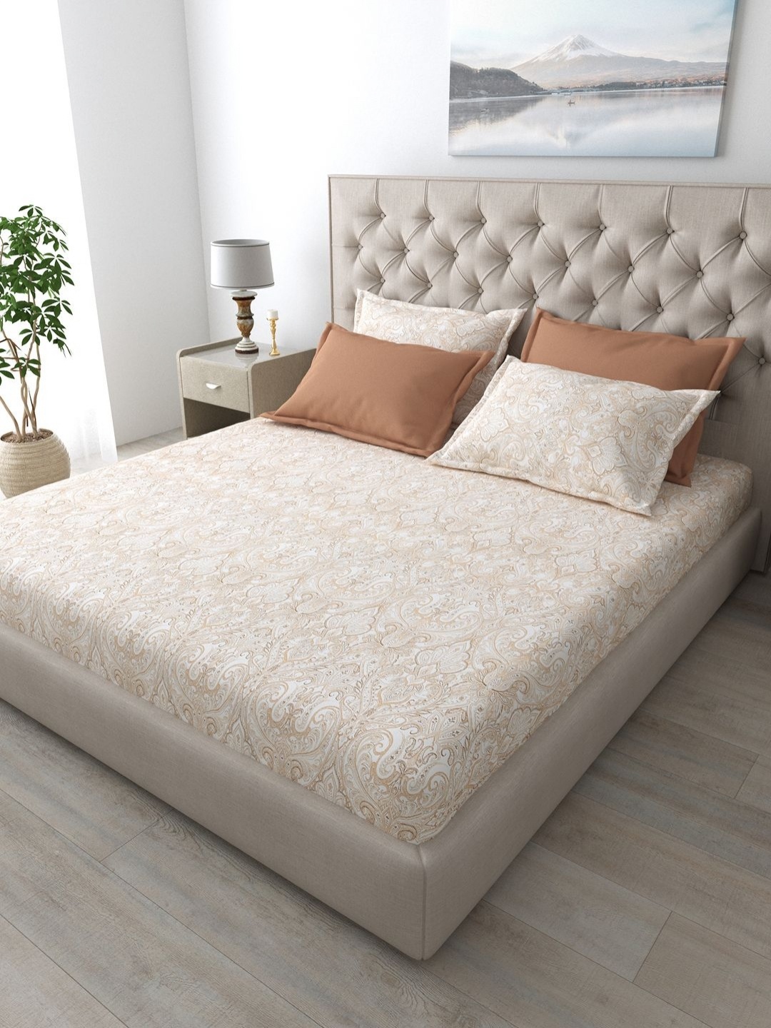 

Home Fresh Brown & White Floral 400 TC King Bedsheet with 4 Pillow Covers
