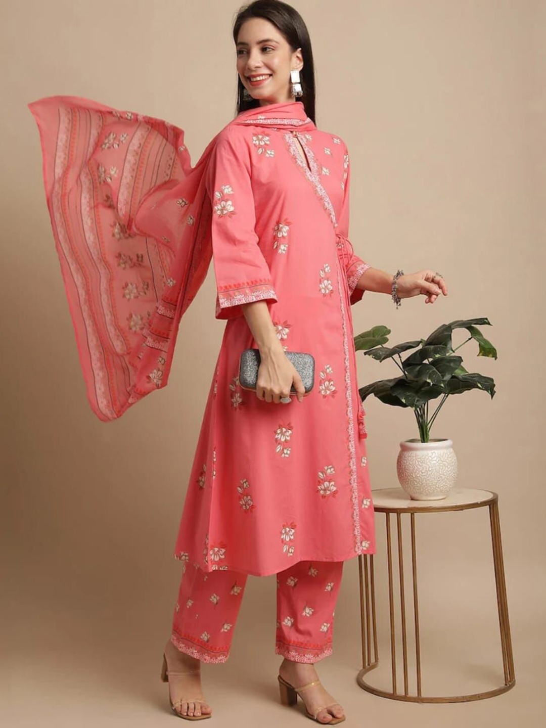 

KALINI Ethnic Motifs Printed Keyhole Neck Cotton A-Line Kurta, Pink