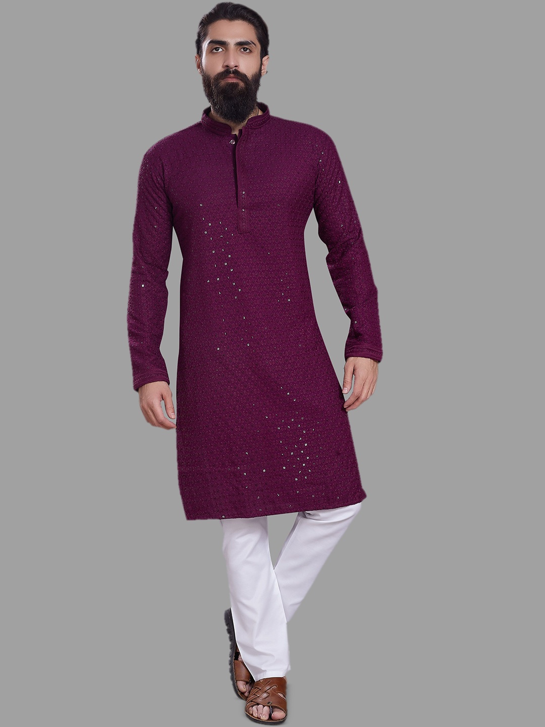 

DIVISIVE Floral Embroidered Mandarin Collar Sequinned Straight Kurta, Burgundy