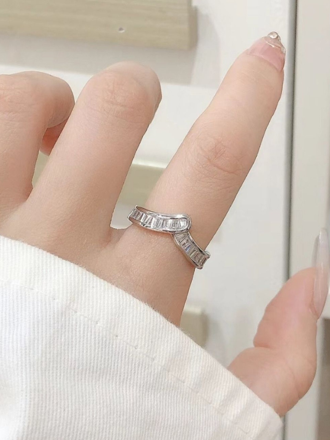 

SALTY Pave Silver-Plated Crystal Studded Finger Ring