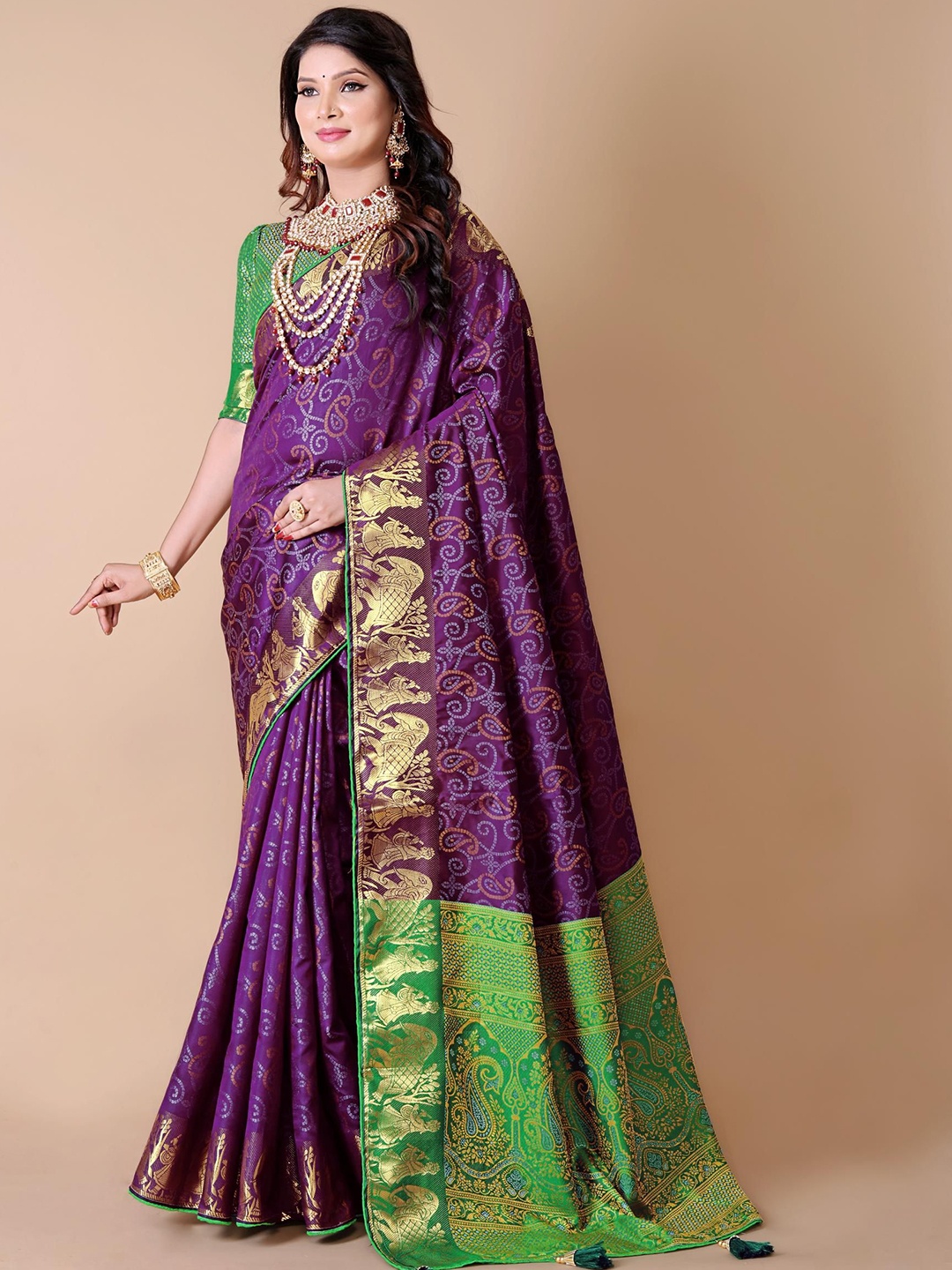 

jayant creation Woven Design Zari Silk Blend Patola Saree, Magenta