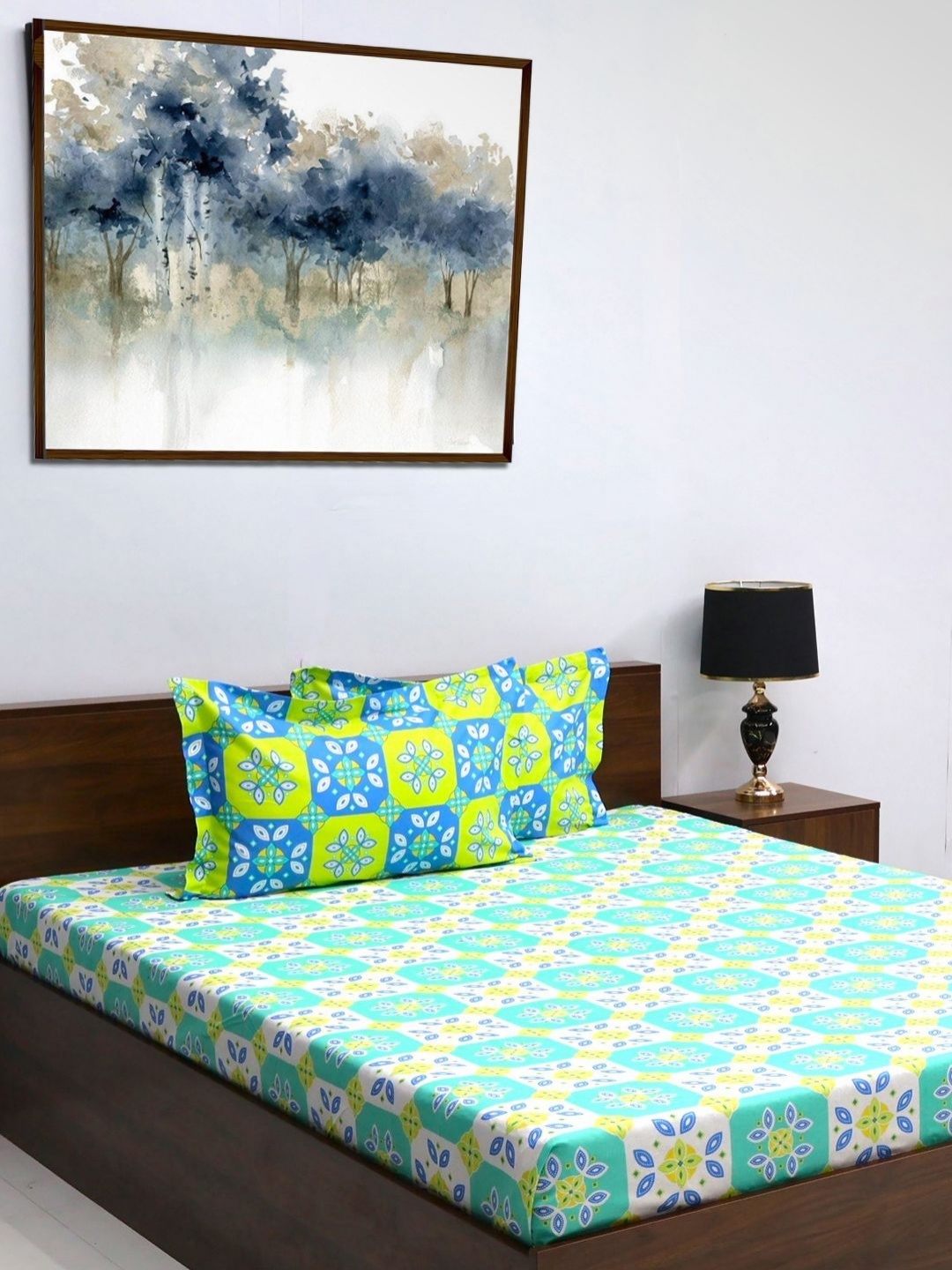

BOMBAY DYEING Aster Turquoise Blue Floral 100 TC Queen Bedsheet With 2 Pillow Covers