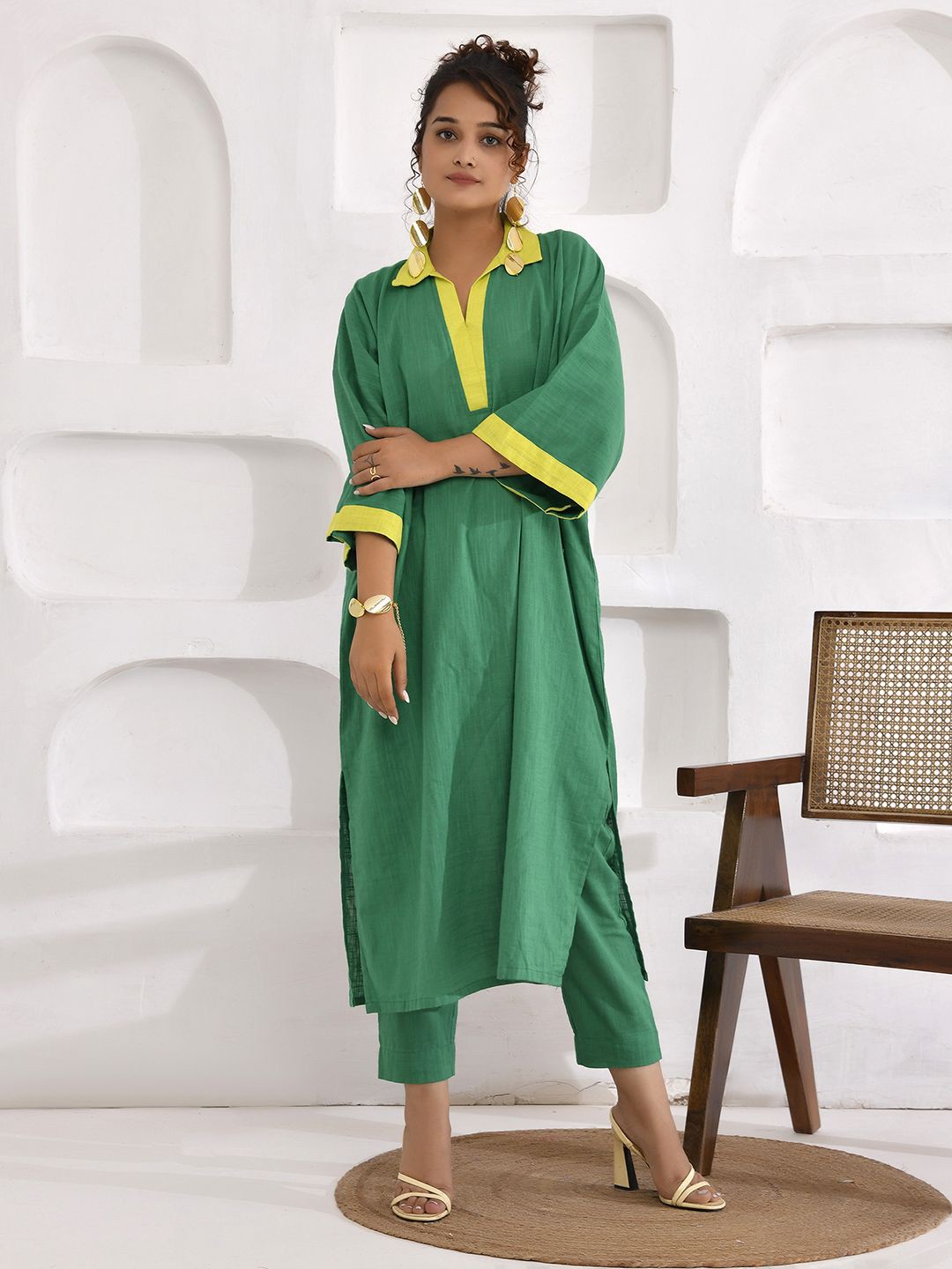 

THE SAFFRON SAGA Women Cotton Kurta Set, Green