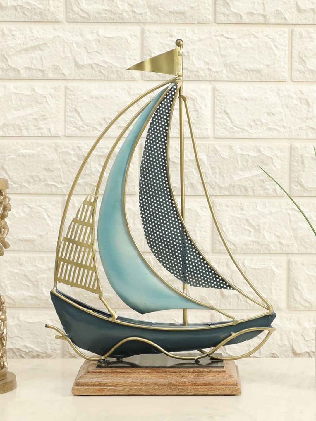 

vedas F-Gale Blue & Gold Toned Boat Curio Metal Showpiece
