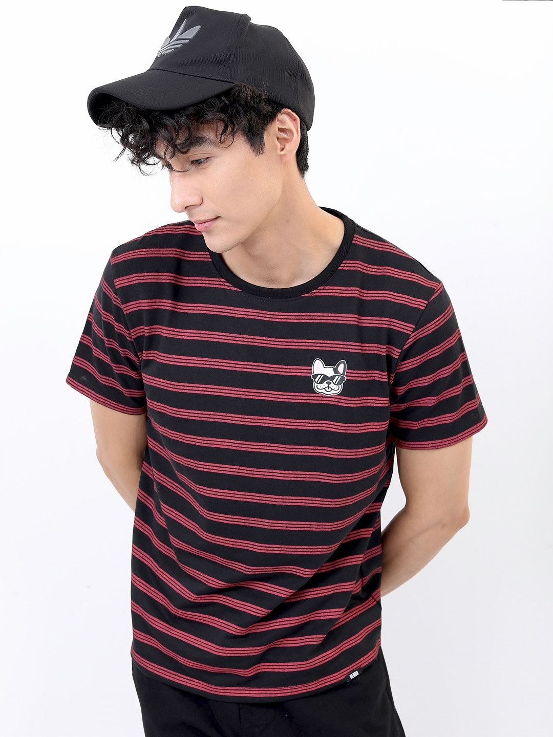 

HIGHLANDER Men Striped Round Neck T-Shirt, Black