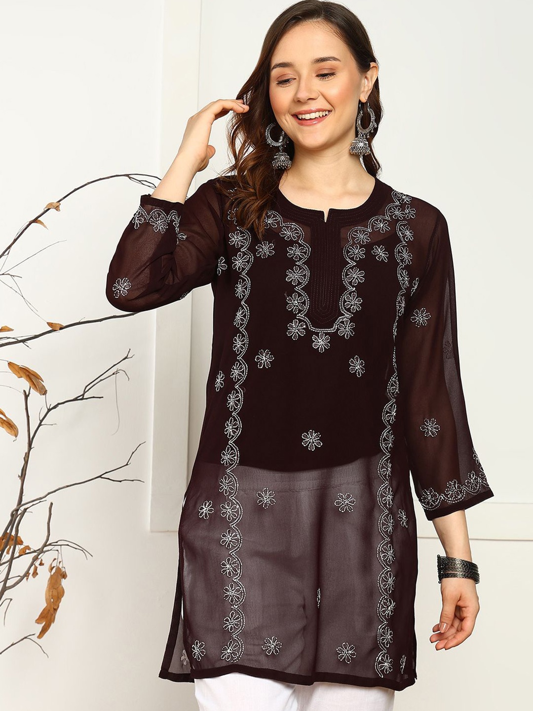 

VAHSON Ethnic Motifs Embroidered Chikankari Chikankari Kurti, Brown