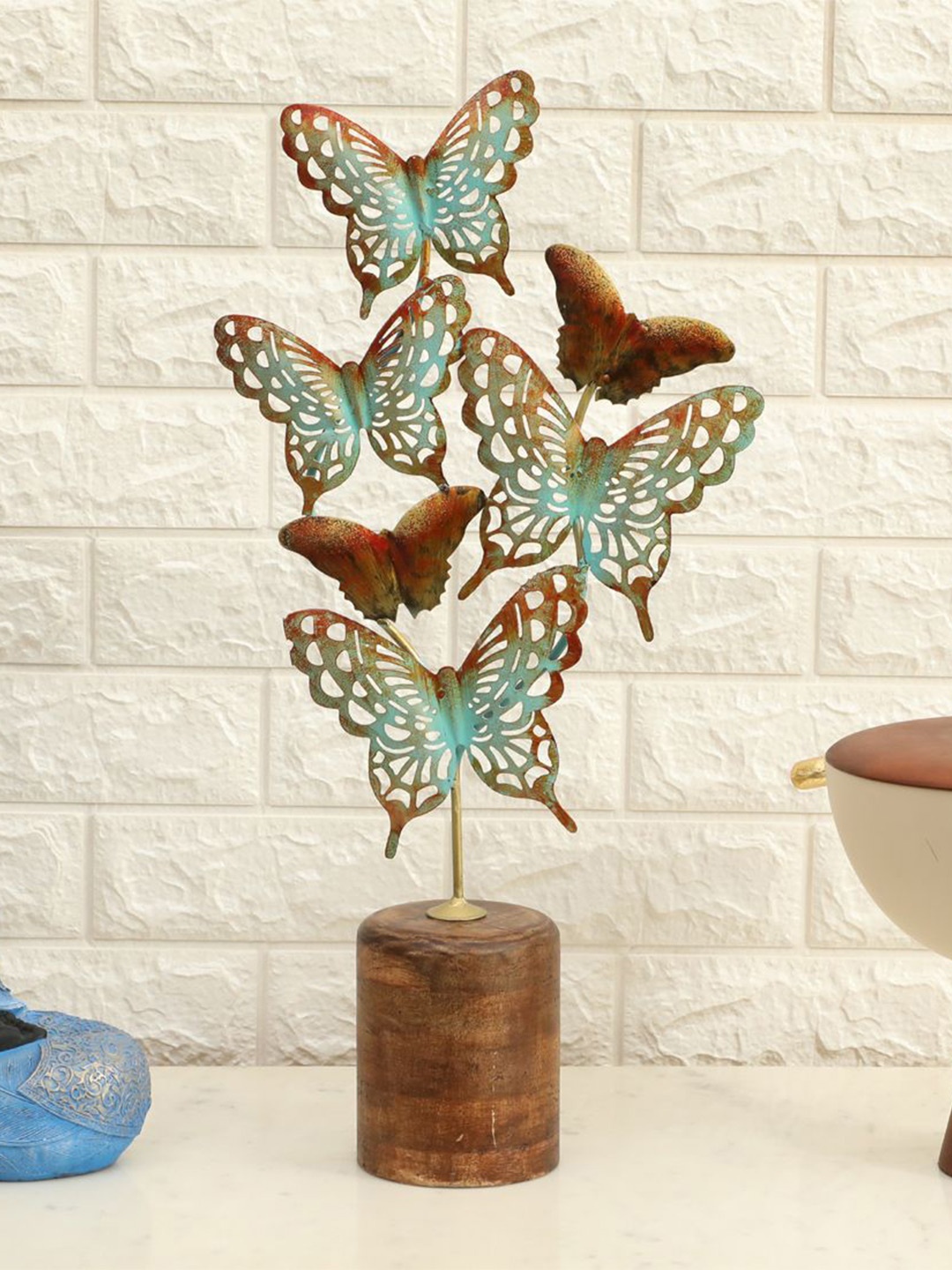 

vedas Blue & Brown Buterfly Table DcorCurio Showpiece