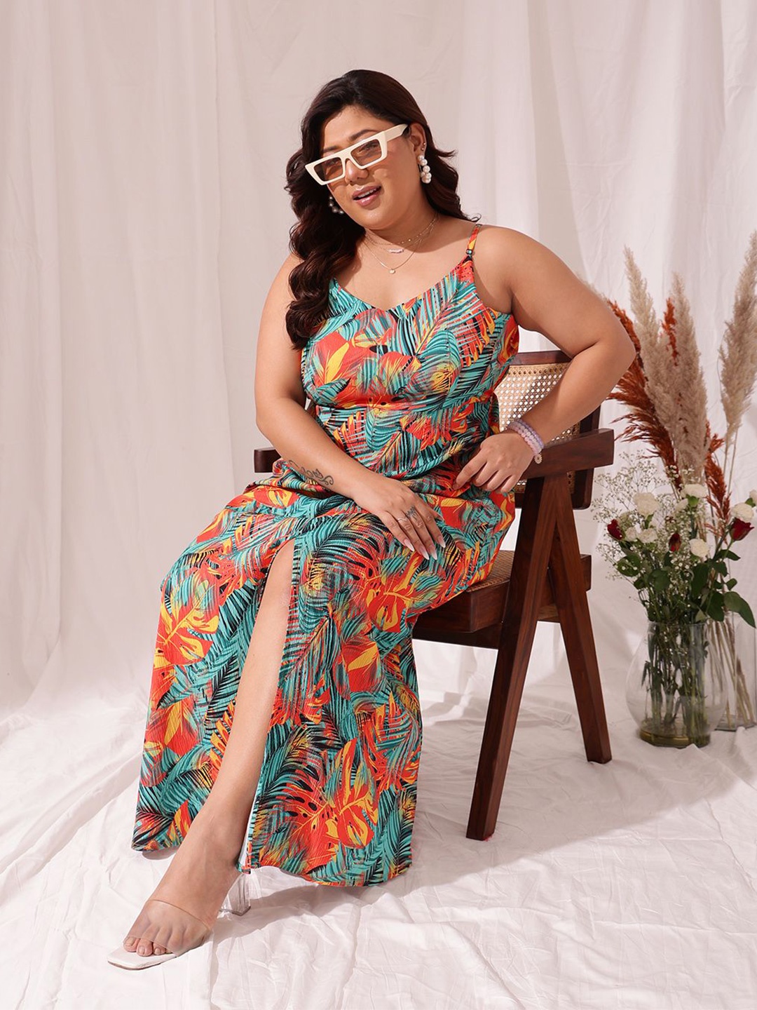 

CURVY STREET Plus Size Tropical Printed Slit Maxi Dress, Sea green