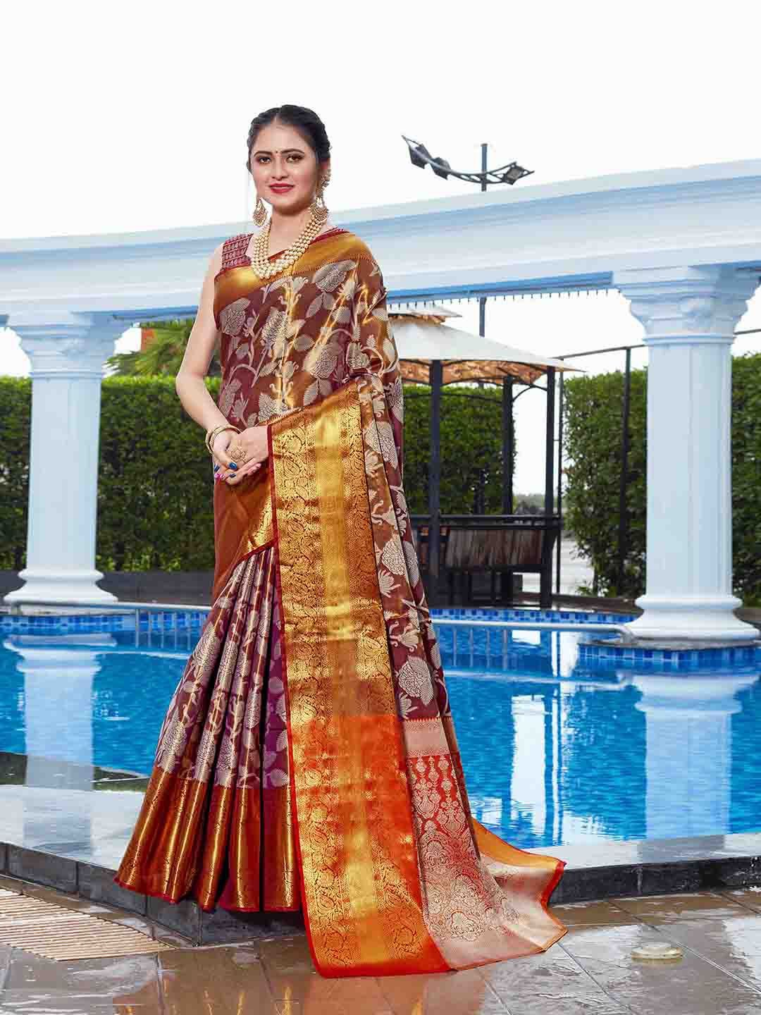 

JUST FASHION Woven Design Zari Banarasi Saree, Magenta