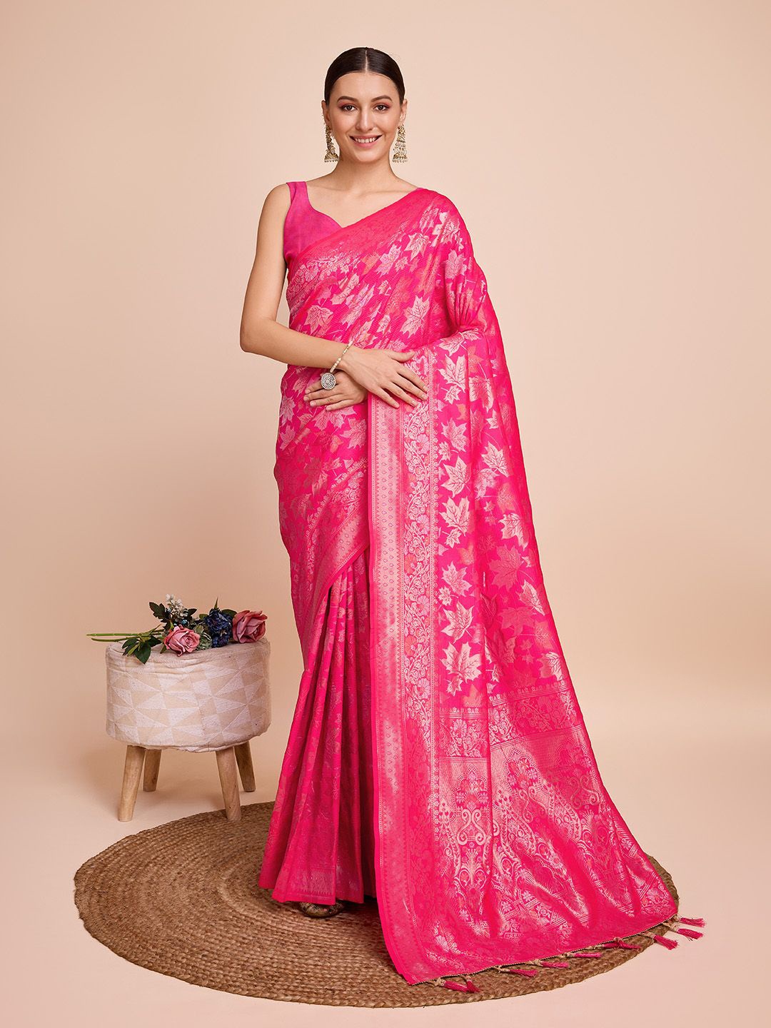 

LEOSAGI Woven Design Zari Pure Silk Saree, Pink