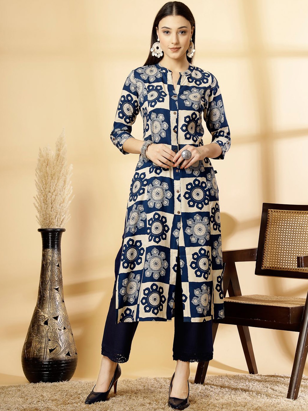 

Pistaa Ethnic Motifs Printed Mandarin Collar A-Line Kurta, Navy blue